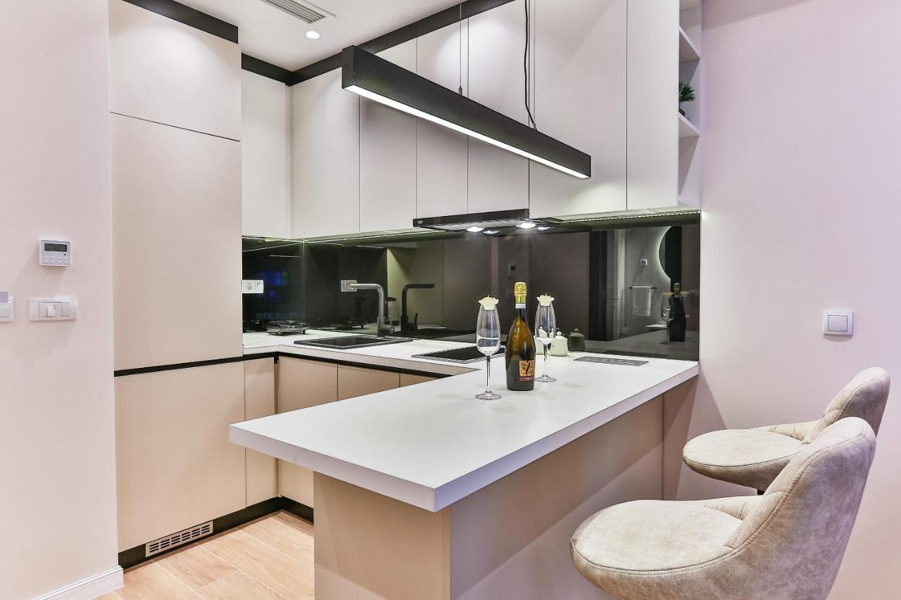 La Fiaba Rafailovici Apartment Екстериор снимка