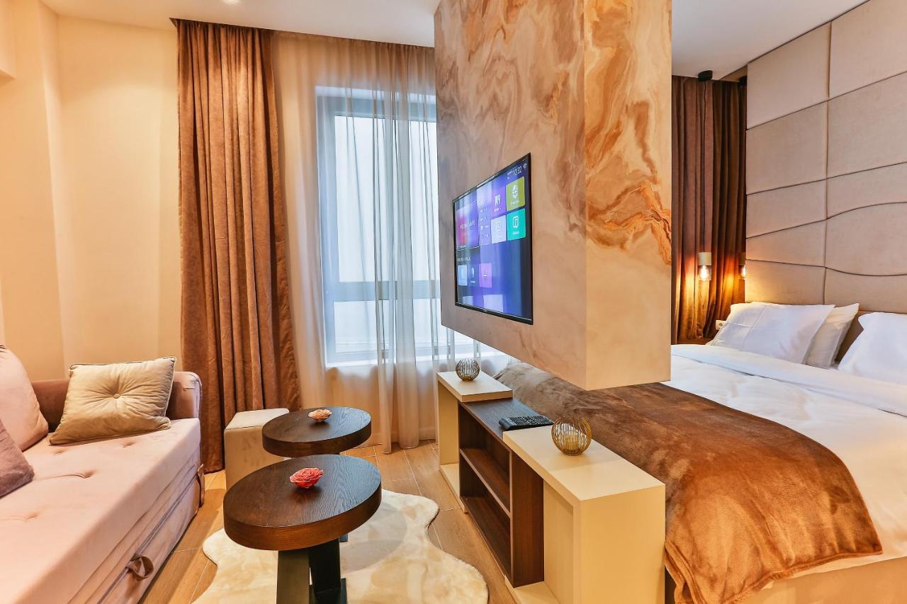 La Fiaba Rafailovici Apartment Екстериор снимка